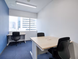 40 Person Private Office