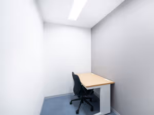 10 Person Private Office