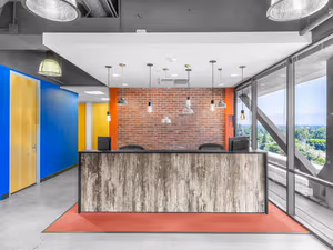 25 Person Private Office