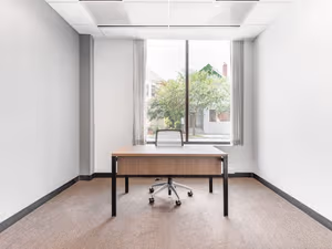 10 Person Private Office