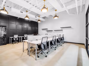 10 Person Private Office