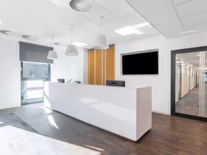 7 Person Private Office