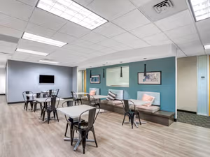 4 Person Private Office