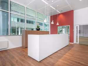 7 Person Private Office