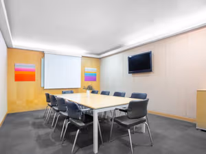 20 Person Private Office