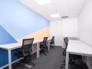 1 Person Private Office