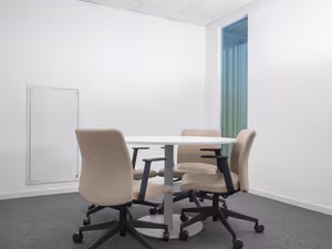 10 Person Private Office