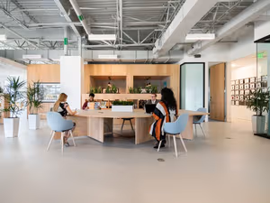 40 Person Private Office