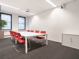 15 Person Private Office