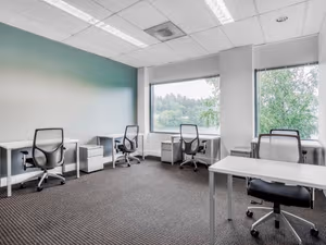 5 Person Private Office