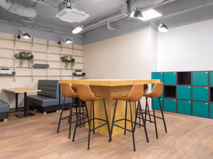 10 Person Private Office