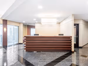 25 Person Private Office
