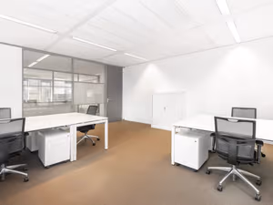 7 Person Private Office