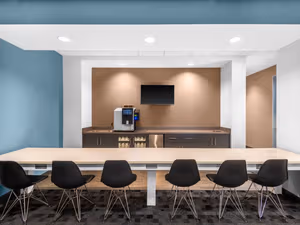 4 Person Private Office