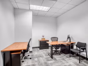 4 Person Private Office