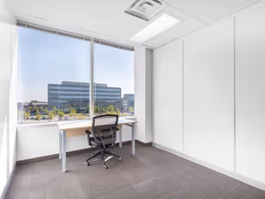 4 Person Private Office