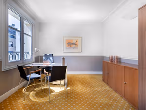 1 Person Private Office