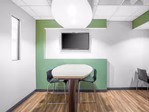 4 Person Private Office