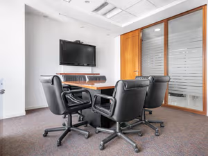 40 Person Private Office