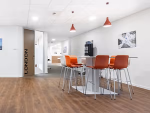 25 Person Private Office