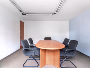 1 Person Virtual Office