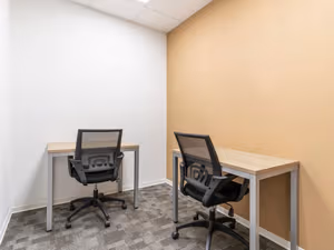 10 Person Private Office