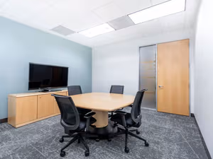 10 Person Private Office