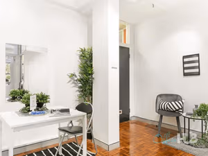 5 Person Private Office