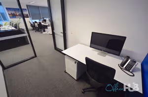 4 Person Private Office