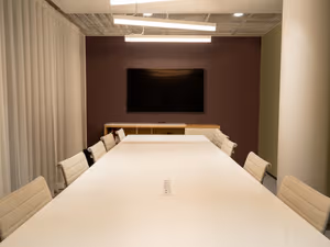 20 Person Private Office