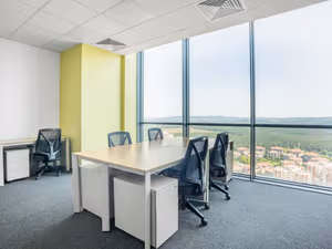 10 Person Private Office
