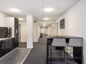 3 Person Private Office