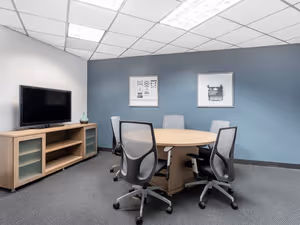 10 Person Private Office