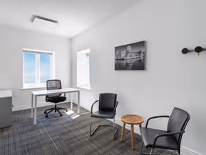 1 Person Private Office