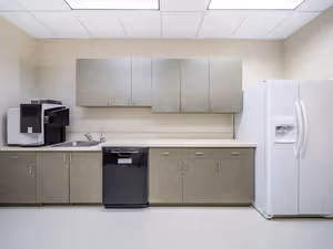 5 Person Private Office