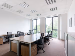 5 Person Private Office