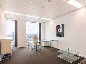 5 Person Private Office