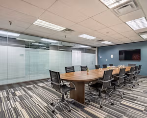 210 Person Coworking Desk