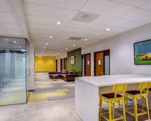 18 Person Coworking Desk