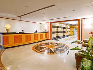 10 Person Private Office