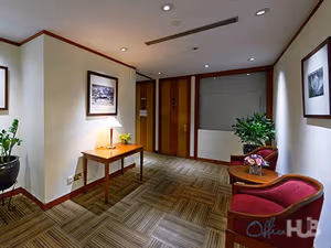 4 Person Private Office