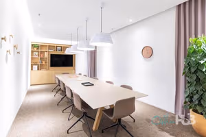 5 Person Private Office