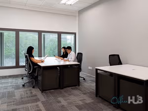 4 Person Private Office