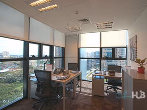 5 Person Private Office