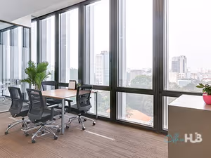 4 Person Private Office