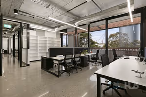 5 Person Coworking Desk