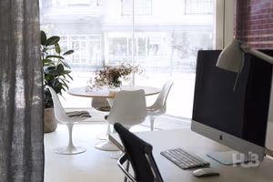 3 Person Shared Office