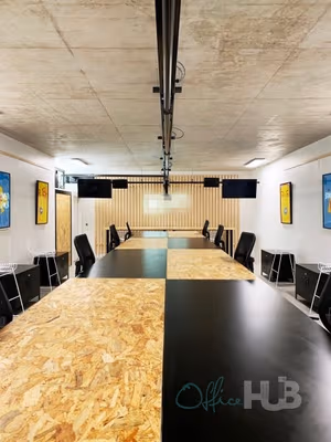 6 Person Shared Office