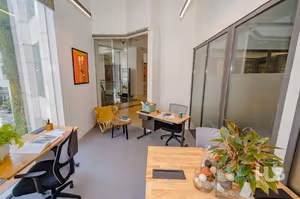 3 Person Private Office