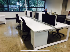 8 Person Shared Office